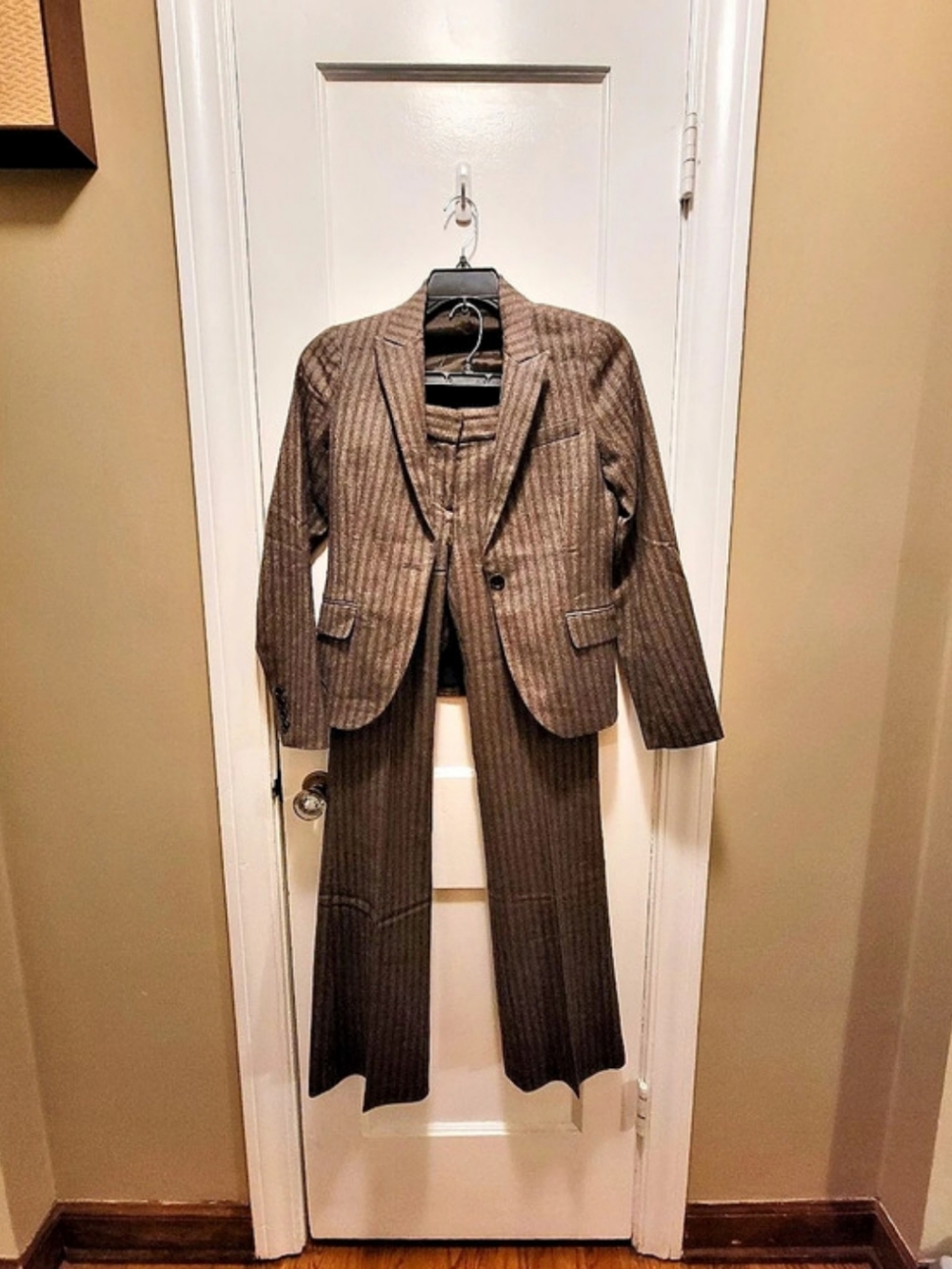 Theory Wool blend pinstripe suit, Two-piece blazer and trouser set Size 6
